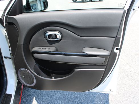 Used 2019 Kia Soul ! w/ Technology Package FWD image 15