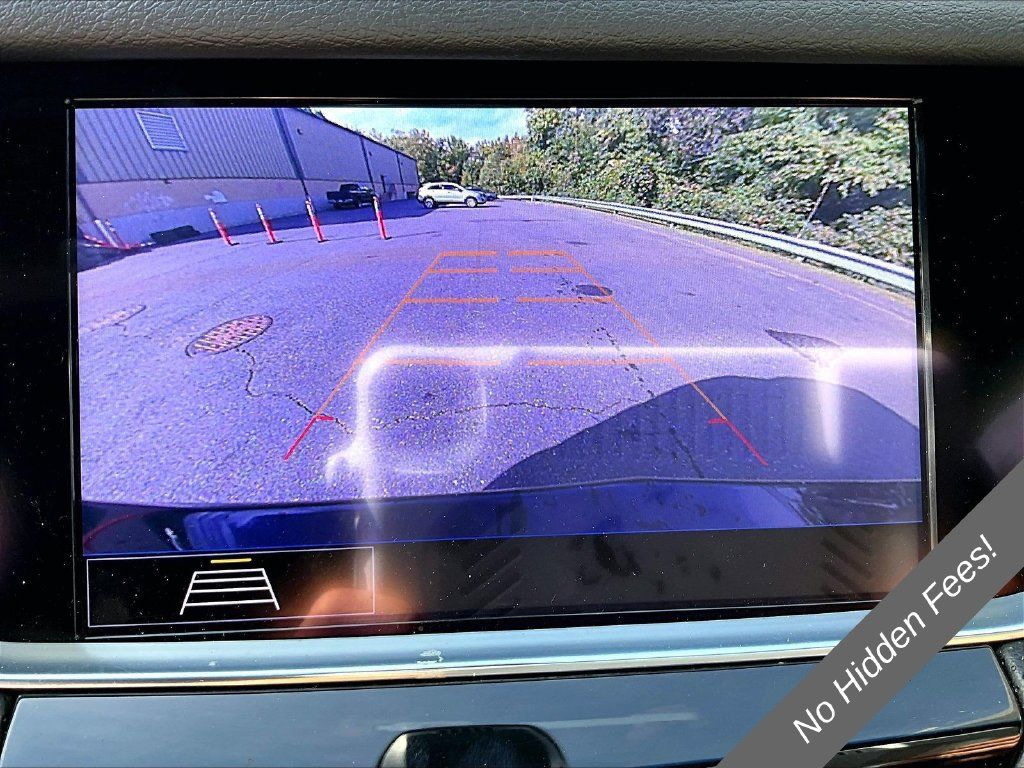 Used 2020 Cadillac XT5 Premium Luxury FWD image 16