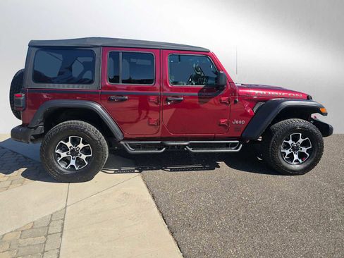 Used 2021 Jeep Wrangler Unlimited Rubicon AWD/4WD image 2