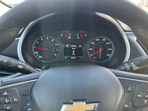 Used 2023 Chevrolet Malibu LT image 5