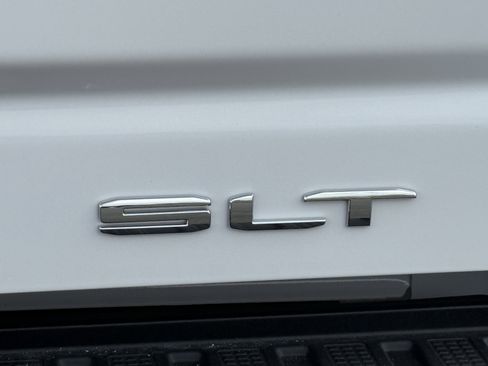 New 2026 GMC Sierra 3500 SLT w/ SLT Premium Package image 10