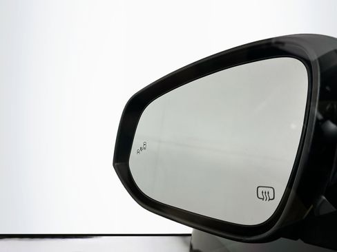 Used 2017 Toyota Highlander Limited image 16