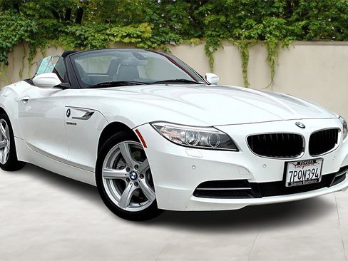 Used 2016 BMW Z4 sDrive28i image 1