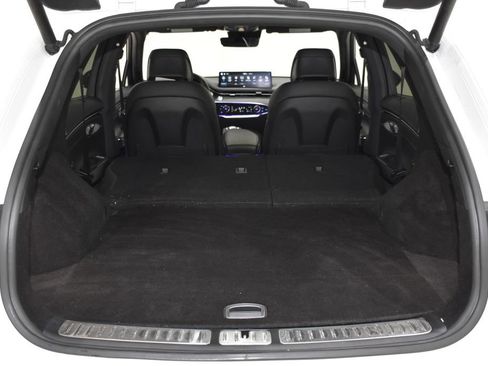 Used 2023 Genesis GV70 2.5T w/ Sport Prestige Package image 34