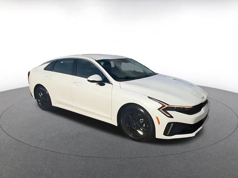 Used 2025 Kia K5 LXS image 2