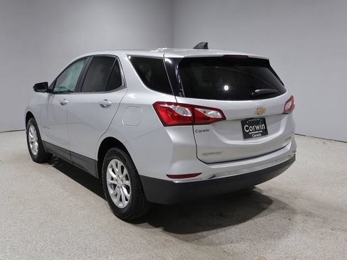 Used 2021 Chevrolet Equinox LT w/ Driver Convenience Package AWD/4WD image 6