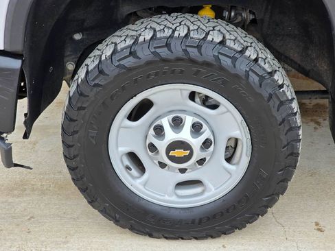 Used 2021 Chevrolet Silverado 2500 W/T w/ WT Convenience Package image 29