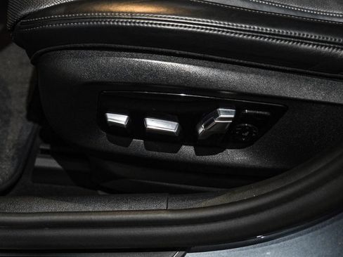Used 2020 BMW M550i xDrive w/ Executive Package AWD/4WD image 31