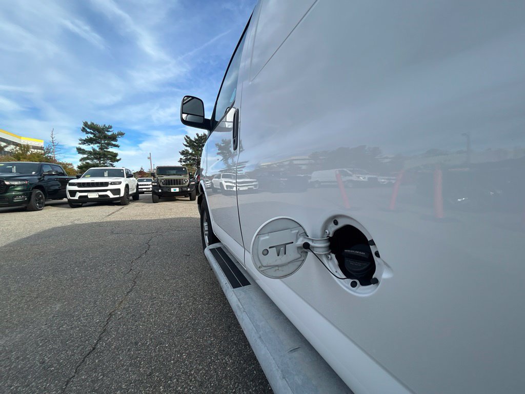 Used 2025 GMC Savana 2500 w/ Driver Convenience Package RWD image 30