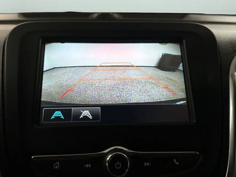 Used 2018 Chevrolet Equinox LS FWD image 14