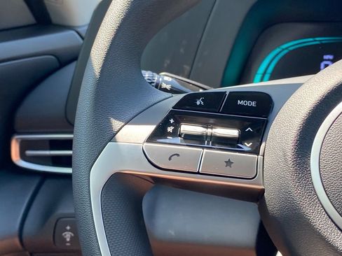 New 2026 Hyundai Elantra Hybrid FWD image 17