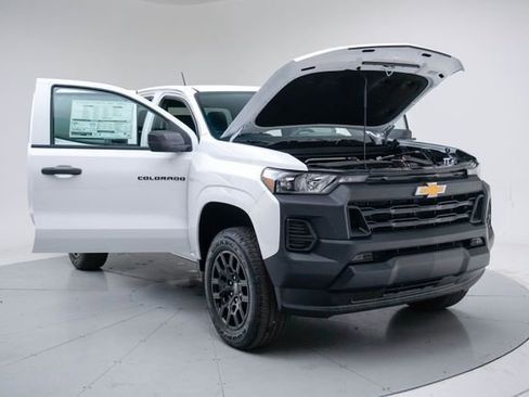 New 2026 Chevrolet Colorado W/T w/ WT Custom Package RWD image 15