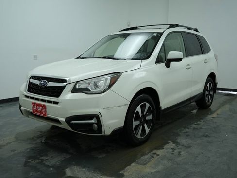 Used 2017 Subaru Forester 2.5i Limited image 14