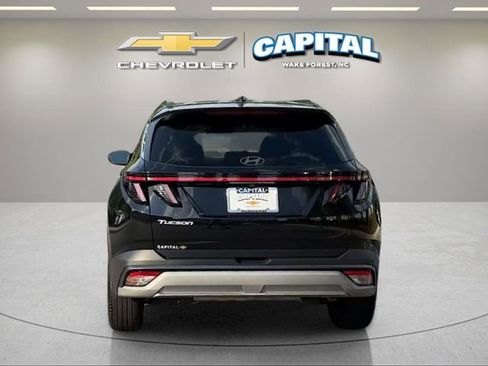 Used 2025 Hyundai Tucson SEL FWD image 4