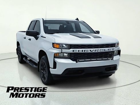 Used 2020 Chevrolet Silverado 1500 Custom w/ Rally Edition AWD/4WD image 2