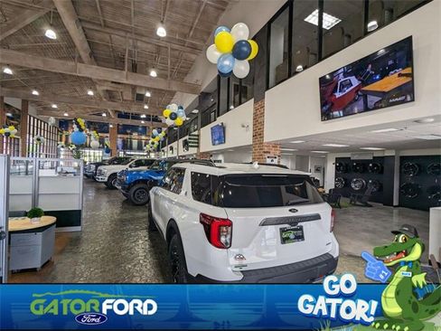 Used 2020 Ford Explorer ST w/ ST Street Pack image 41