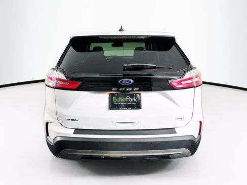 Used 2022 Ford Edge SEL image 7