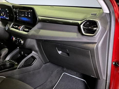 Used 2024 Chevrolet TrailBlazer LS image 24