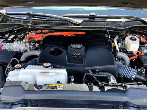 Used 2025 Toyota Sequoia 1794 Edition AWD/4WD image 32