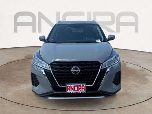 Used 2023 Nissan Kicks SV FWD image 5