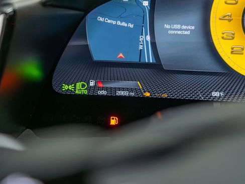 Certified 2022 Ferrari Roma image 7