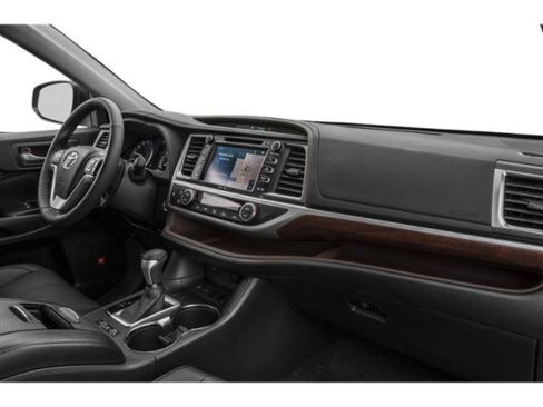 Used 2015 Toyota Highlander XLE AWD/4WD image 17