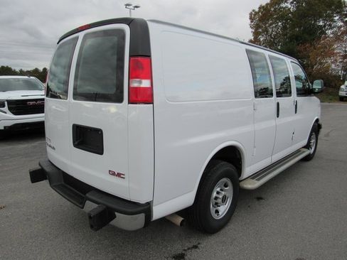 Certified 2024 GMC Savana 2500 Work Van w/ Driver Convenience Package image 8