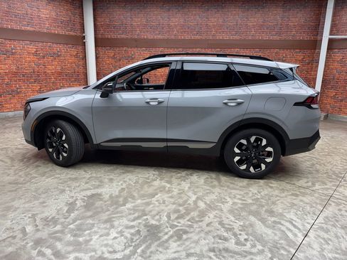 Used 2023 Kia Sportage X-Line AWD/4WD image 2