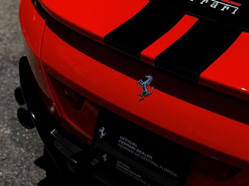 Used 2022 Ferrari Roma RWD image 45