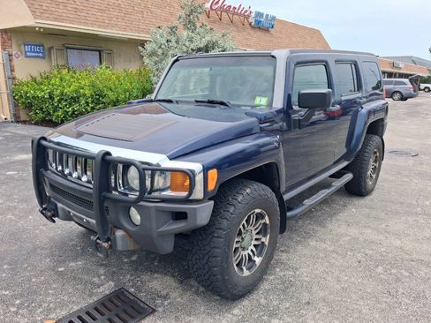 Used 2007 HUMMER H3 AWD/4WD image 2