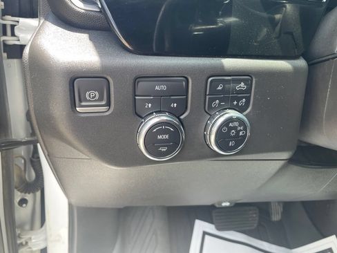 Used 2023 GMC Sierra 1500 SLT w/ SLT Convenience Package AWD/4WD image 26