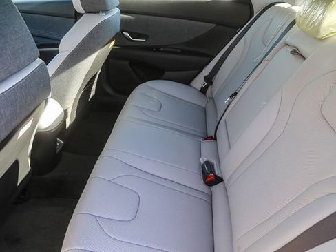 New 2026 Hyundai Elantra Limited image 22