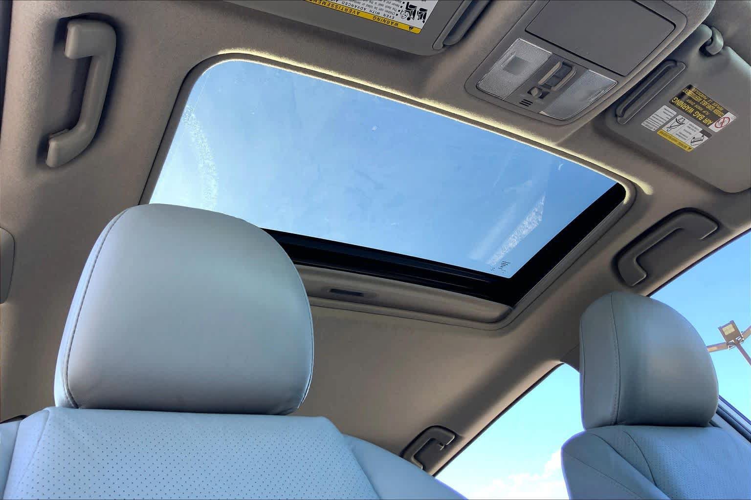 Used 2010 Toyota RAV4 Limited FWD image 13