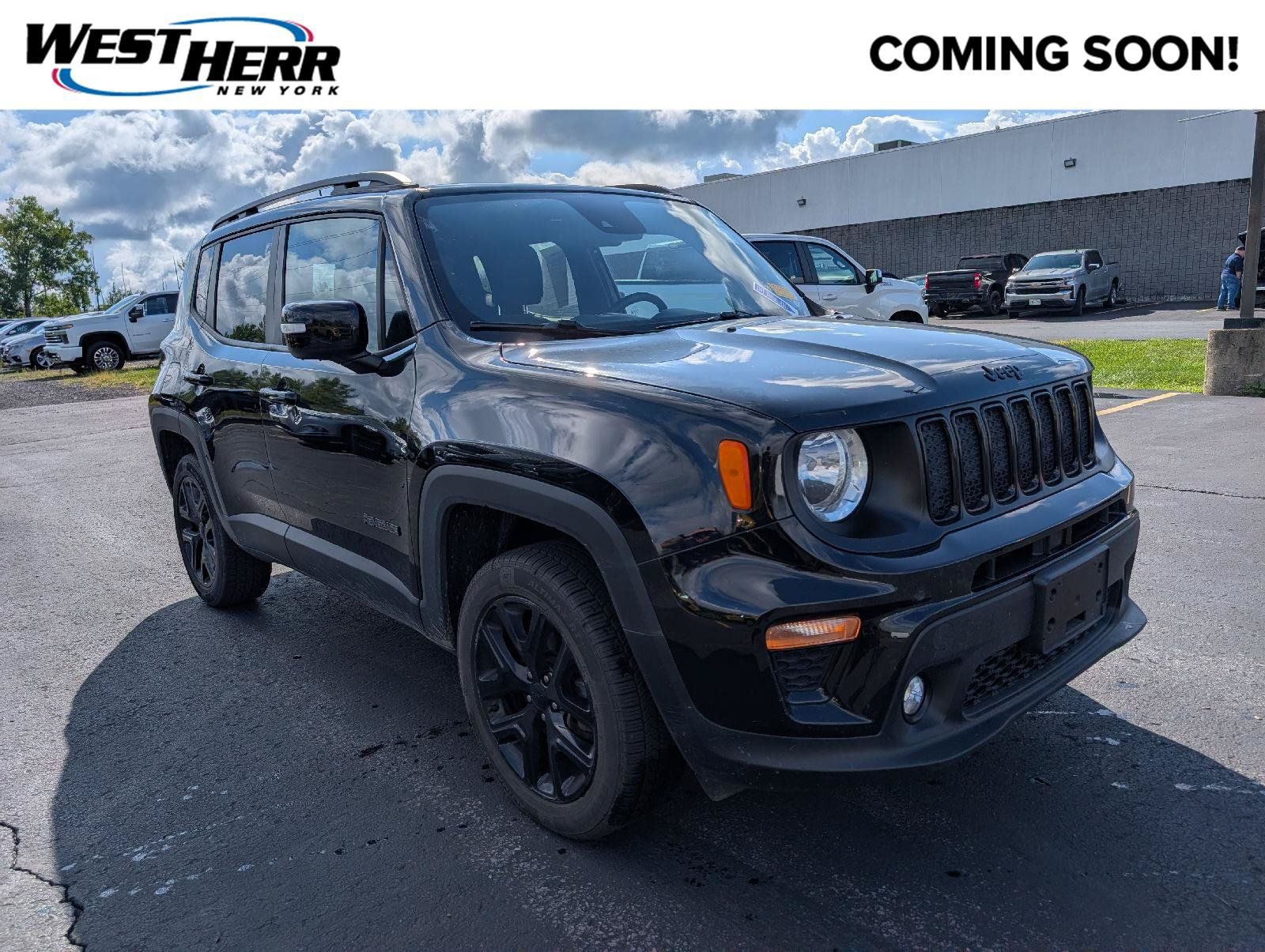 Used 2022 Jeep Renegade Altitude AWD/4WD image 1