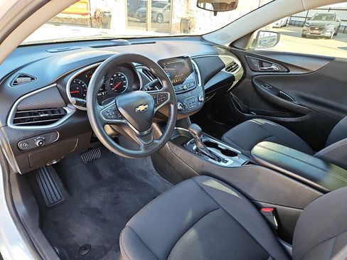 Used 2024 Chevrolet Malibu LT image 10