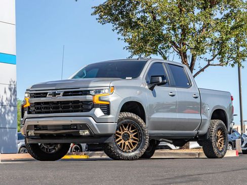 Used 2025 Chevrolet Silverado 1500 RST AWD/4WD image 1