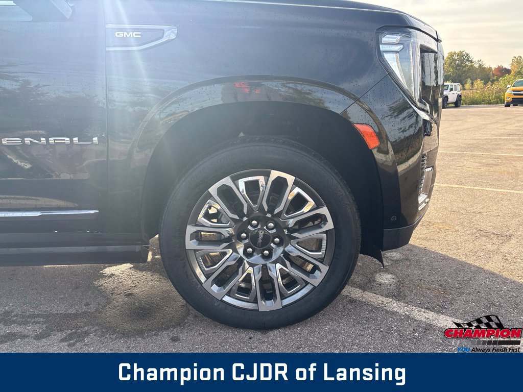 Used 2024 GMC Yukon Denali Ultimate AWD/4WD image 43