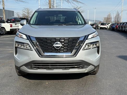 Certified 2023 Nissan Rogue SV w/ SV Premium Package image 4