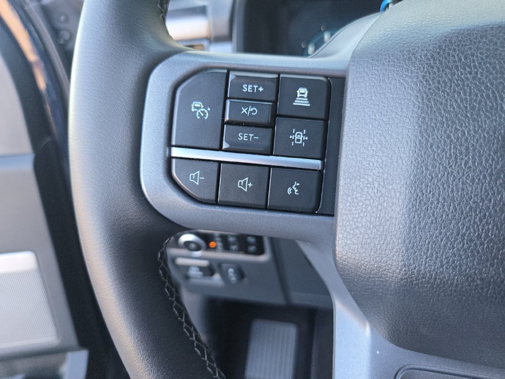 Used 2025 Ford F150 Lariat w/ Equipment Group 501A Mid AWD/4WD image 26