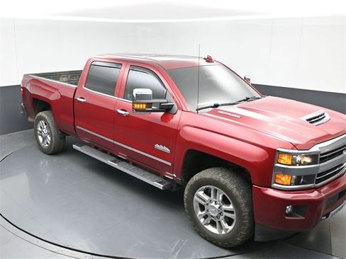 Used 2018 Chevrolet Silverado 2500 High Country w/ Duramax Plus Package image 33