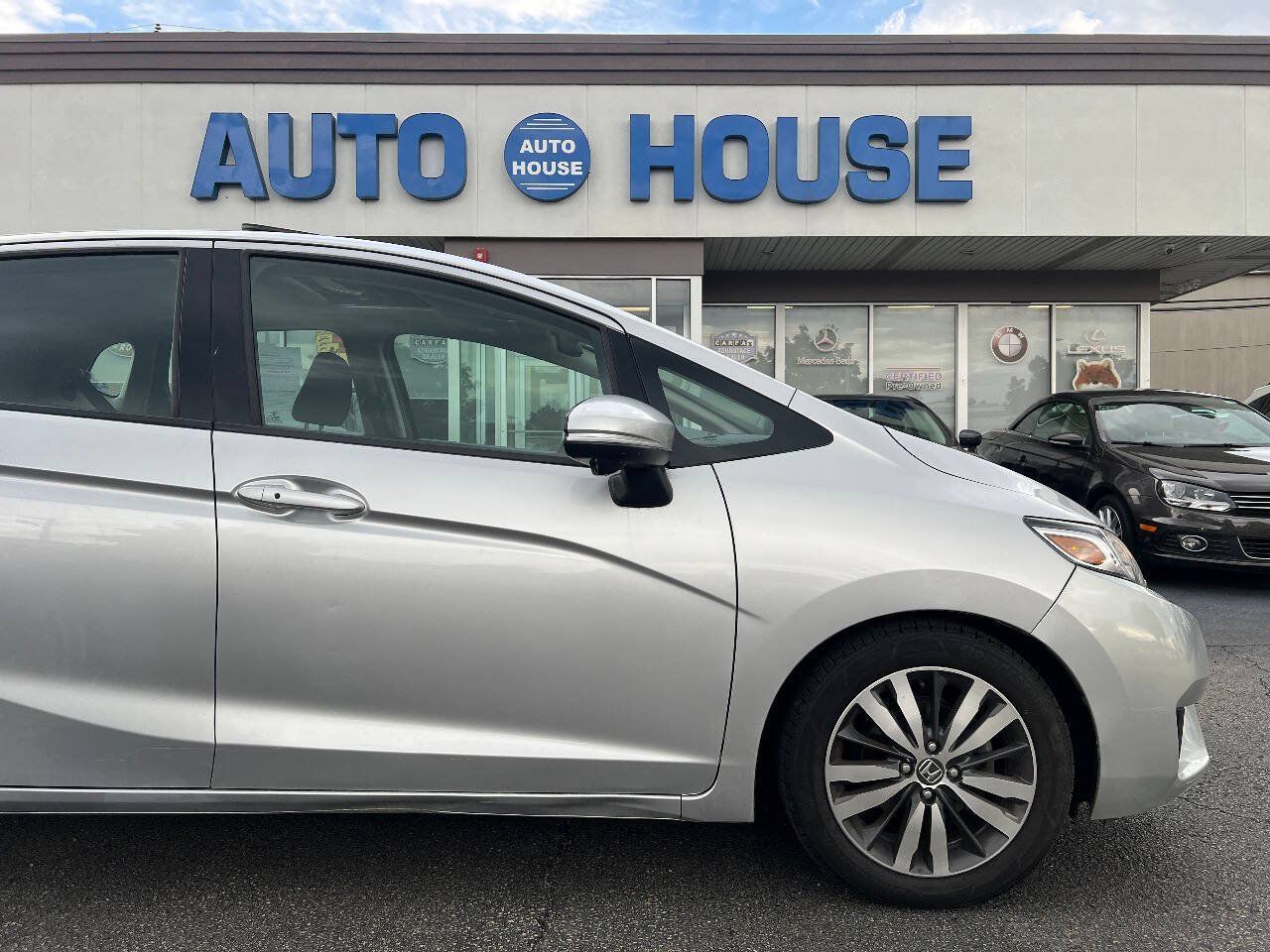 Used 2015 Honda Fit EX image 38