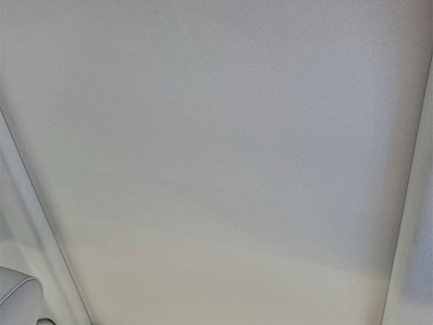 Used 2018 Chrysler 300 Limited w/ Safetytec Plus Group image 13