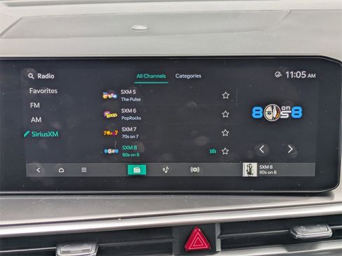 Used 2025 Kia Sorento S w/ Panoramic Sunroof Package image 18