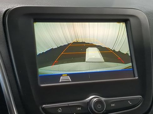 Used 2019 Chevrolet Equinox LT w/ Driver Convenience Package AWD/4WD image 35