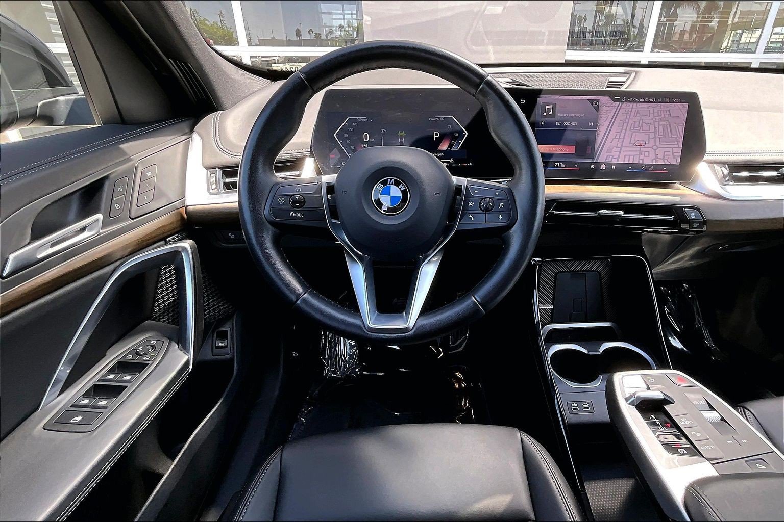 Used 2025 BMW X1 xDrive28i w/ Technology Package AWD/4WD image 5
