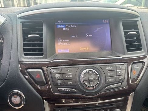 Used 2015 Nissan Pathfinder Platinum w/ Cargo Package AWD/4WD image 35