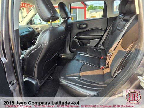 Used 2018 Jeep Compass Latitude w/ Popular Equipment Group AWD/4WD image 11