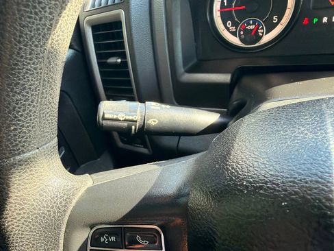 Used 2017 RAM 2500 Tradesman w/ Chrome Appearance Group AWD/4WD image 13