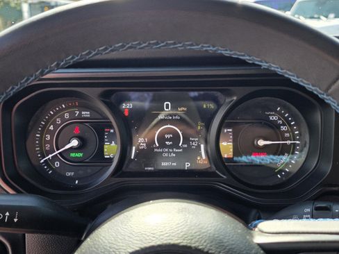 Used 2024 Jeep Wrangler Unlimited Rubicon 4xe image 14