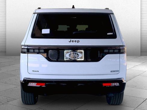 New 2026 Jeep Grand Wagoneer Limited AWD/4WD image 4